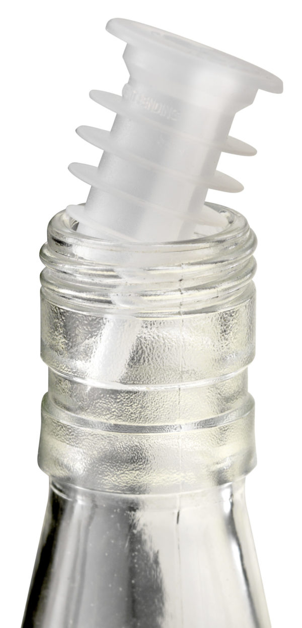 Cap-On Freeflow Disposable Pourer (Pack 12) - Image 3