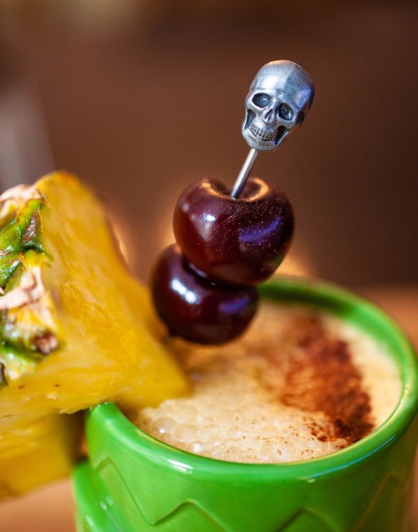 Skull Garnish Pick (10 Pack) - Image 5