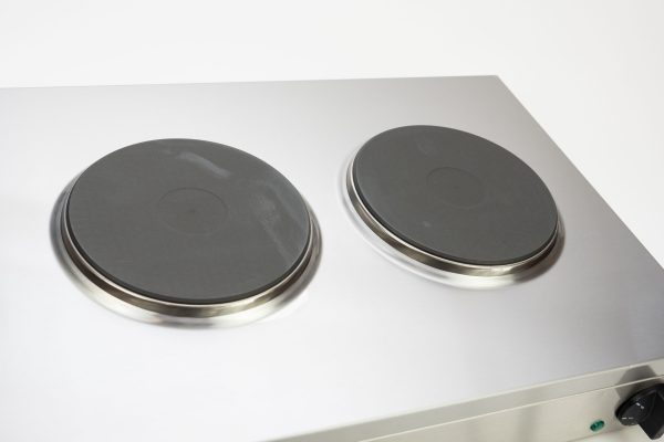 Lincat Lynx 400 Electric Counter-top Boiling Top - Twin Plate - W 565 mm - 3.0 kW - Image 3
