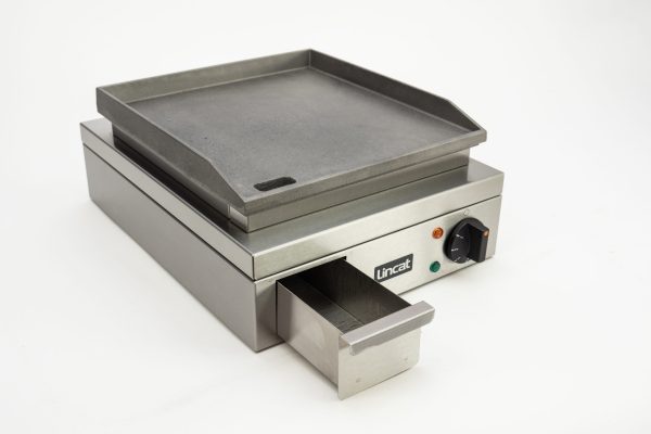 Lincat Lynx 400 Electric Counter-top Griddle - W 315 mm - 2.0 kW - Image 3