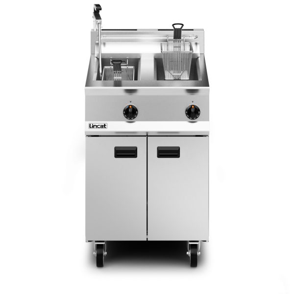 Lincat Opus 800 Propane Gas Free-standing Twin Tank Fryer with Pumped Filtration - 2 Baskets - W 600 mm - 32.0 kW - Image 3